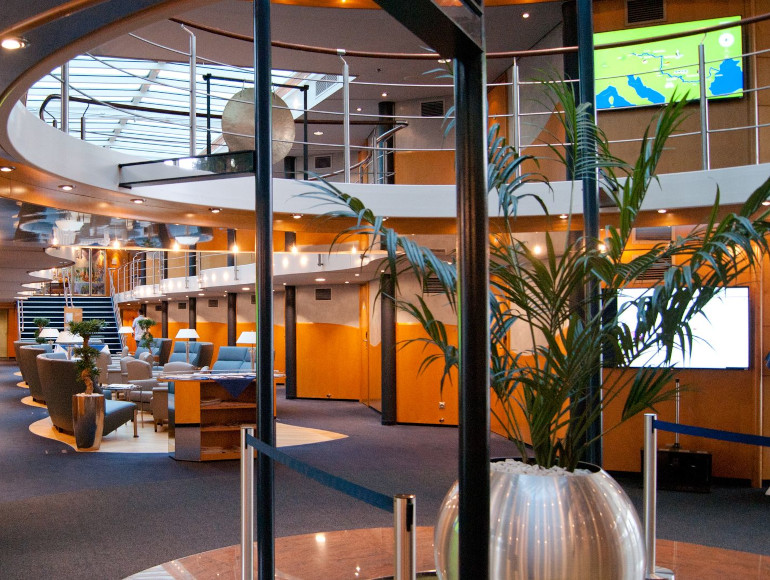 ms primadonna atrium | MegaSport Travel